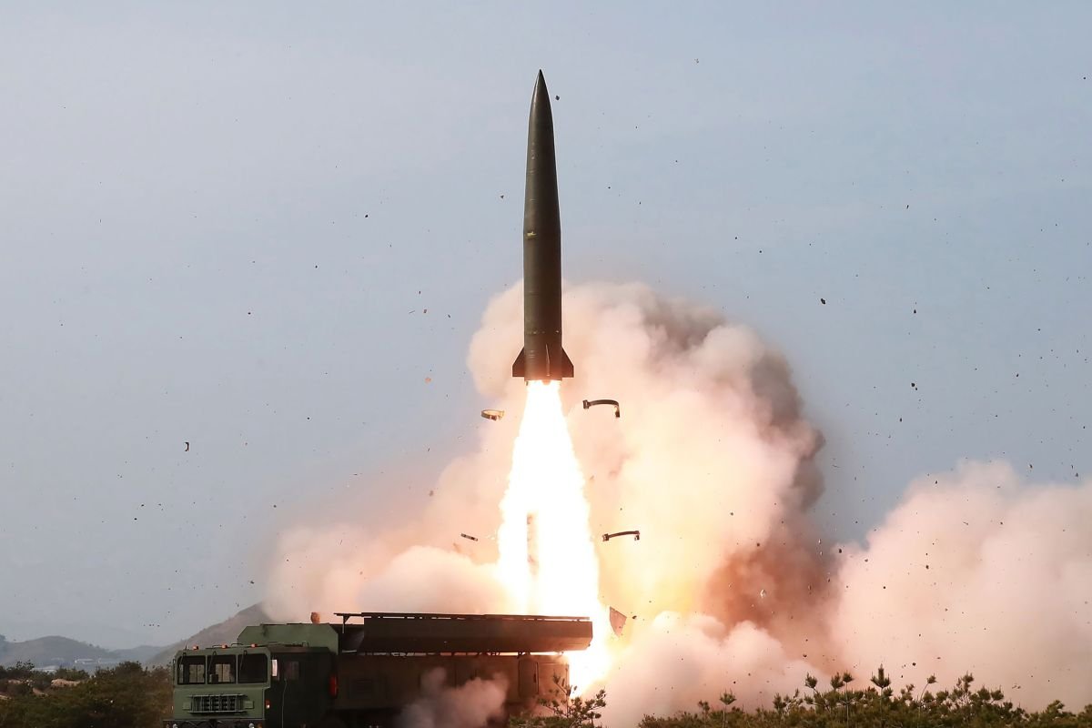 This picture taken on May 4, 2019 and released from North Korea's official Korean Central News Agency (KCNA) on May 5, 2019 shows a test of weapons in an undisclosed location in North Korea. - North Korea has tested long-range multiple rocket launchers and tactical guided weapons in a "strike drill" overseen by leader Kim Jong Un, state media said. (Photo by KCNA VIA KNS / various sources / AFP) / South Korea OUT / ---EDITORS NOTE--- RESTRICTED TO EDITORIAL USE - MANDATORY CREDIT "AFP PHOTO/KCNA VIA KNS" - NO MARKETING NO ADVERTISING CAMPAIGNS - DISTRIBUTED AS A SERVICE TO CLIENTS / THIS PICTURE WAS MADE AVAILABLE BY A THIRD PARTY. AFP CAN NOT INDEPENDENTLY VERIFY THE AUTHENTICITY, LOCATION, DATE AND CONTENT OF THIS IMAGE --- /
